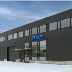 Kustutikeskuse hoone talvel